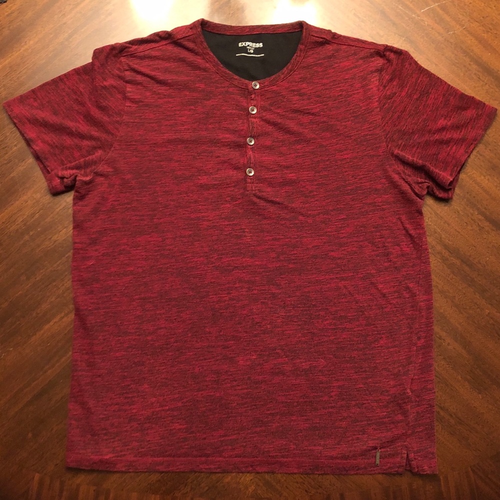 Men’s Express Henley T-Shirt Sz: L